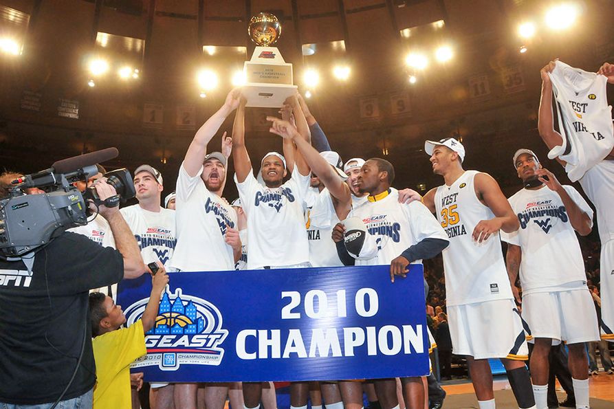 Team celebrates with 2010 Big East Championship trophy