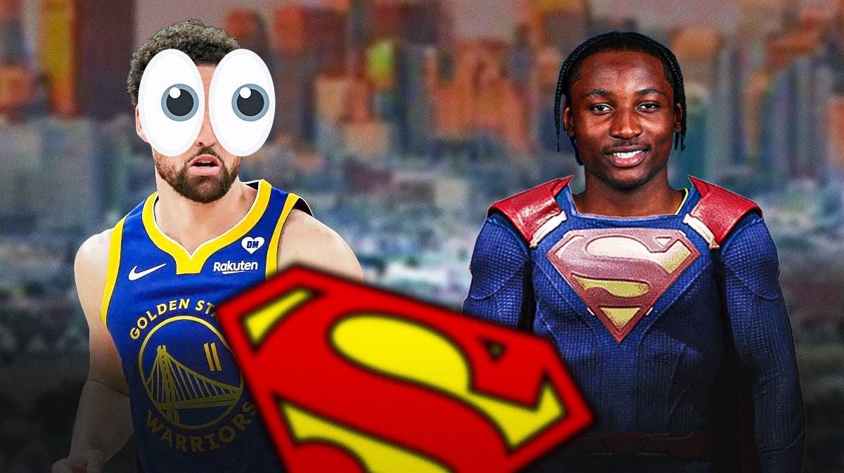 Warriors' Klay Thompson looking at Jonathan Kuminga as superman.