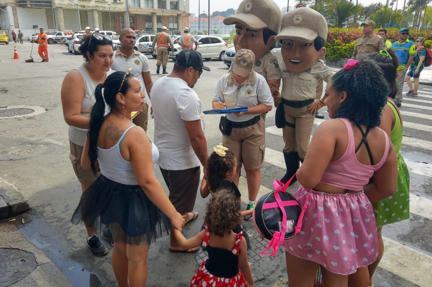  Mais de 3,5 mil pulseiras de identificação são distribuídas durante o Carnaval 