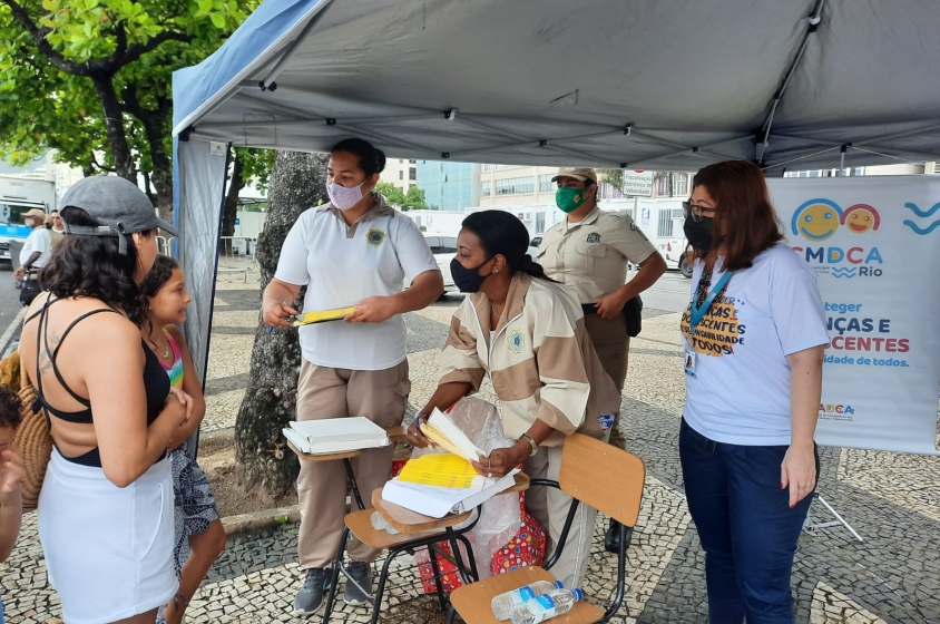 CMDCA-Rio e Guarda Municipal do Rio promovem aÃ§Ã£o durante o Reveillon