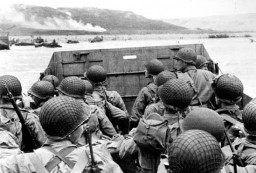 Assault troops approach Omaha Beach on D-Day, June 6, 1944. [LCID: sc078]