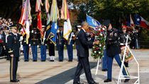 Image for story: VIDEO | Obama pays tribute to vets in ceremony at Arlington cemetery 