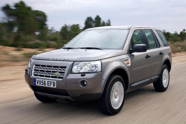 Range Rover shows the class in the range of full-sized luxury Land Rover 2008 SUVs