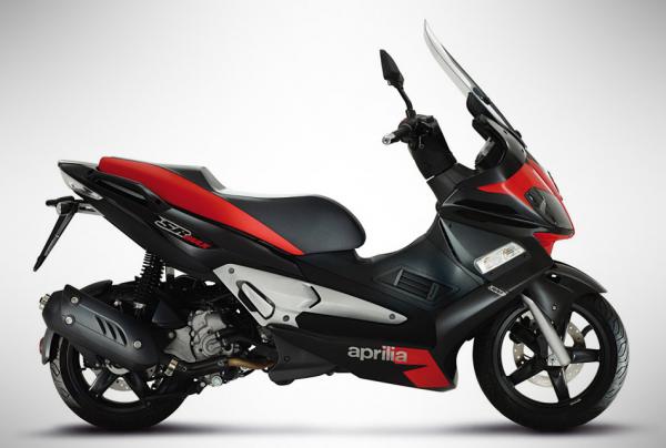 2014 Aprilia SR Max 300