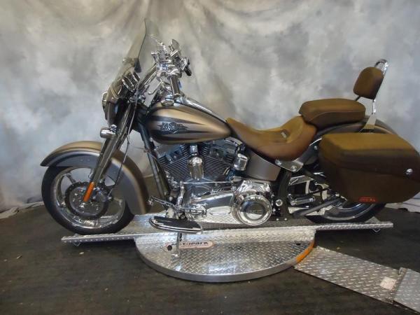 Harley-Davidson FLSTSE3 CVO Softail Convertible