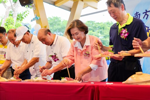 「南方澳鮪娓道來」 蘇澳區漁會台北設攤推廣食魚文化