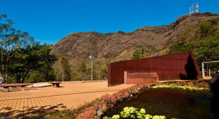 Entrada do Parque da Serra do Curral