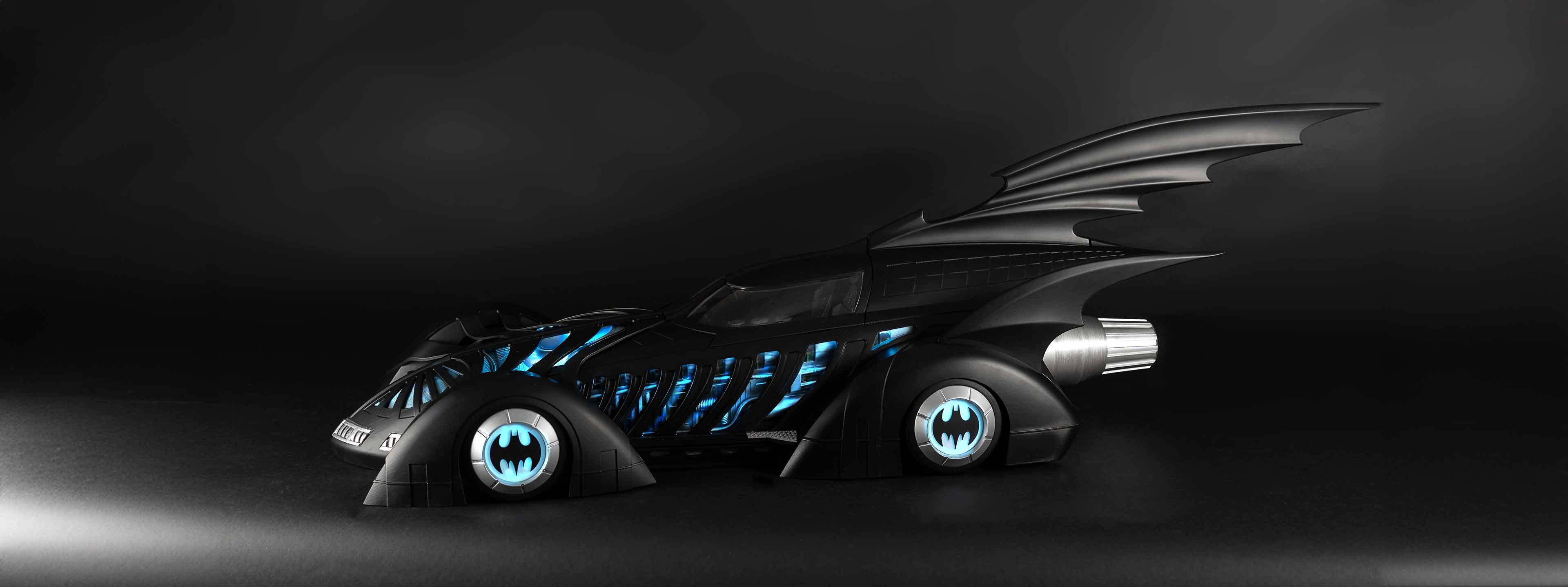 1/6 Batman Forever Batmobile Collectible Vehicle