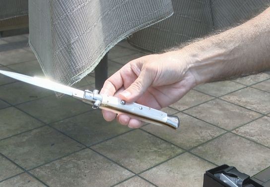 Image for story: Massachusetts high court ends decades-long switchblade ban