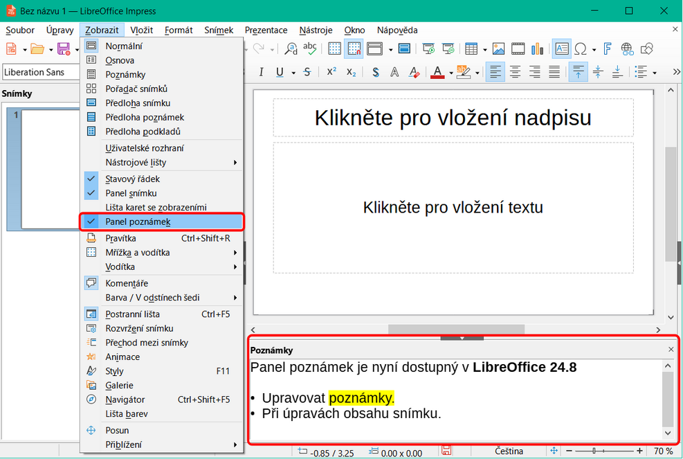 Nabídka Zobrazit rozbalená se zvýrazněnou položkou "Panel poznámek". Pod snímkem je viditelný panel Poznámky.