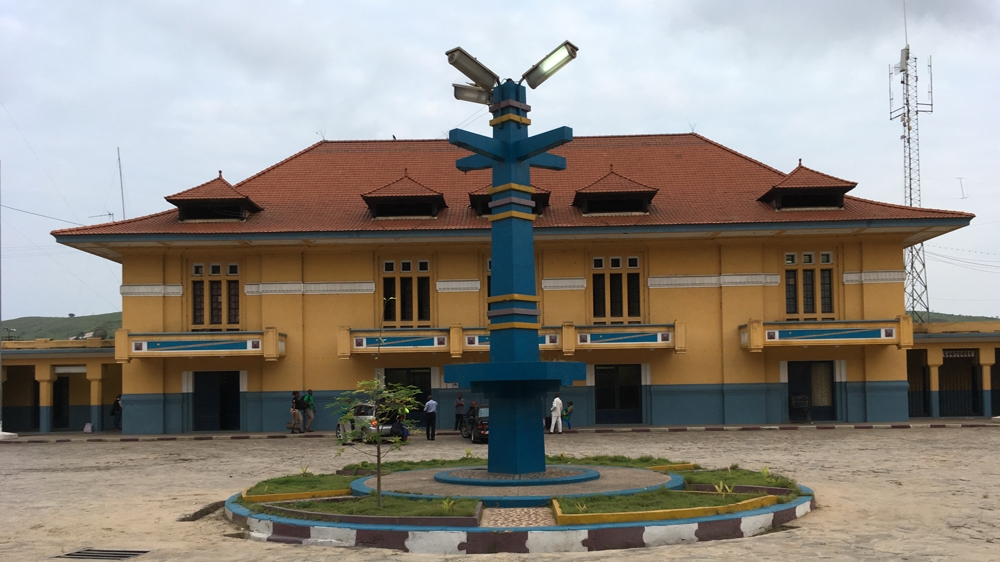 The train station at Matadi was renovated for the resumption of service in 2015 [William Clowes/Al Jazeera]