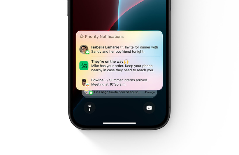 La liste des notifications d’un iPhone affiche les notifications les plus importantes sur le dessus de la pile.