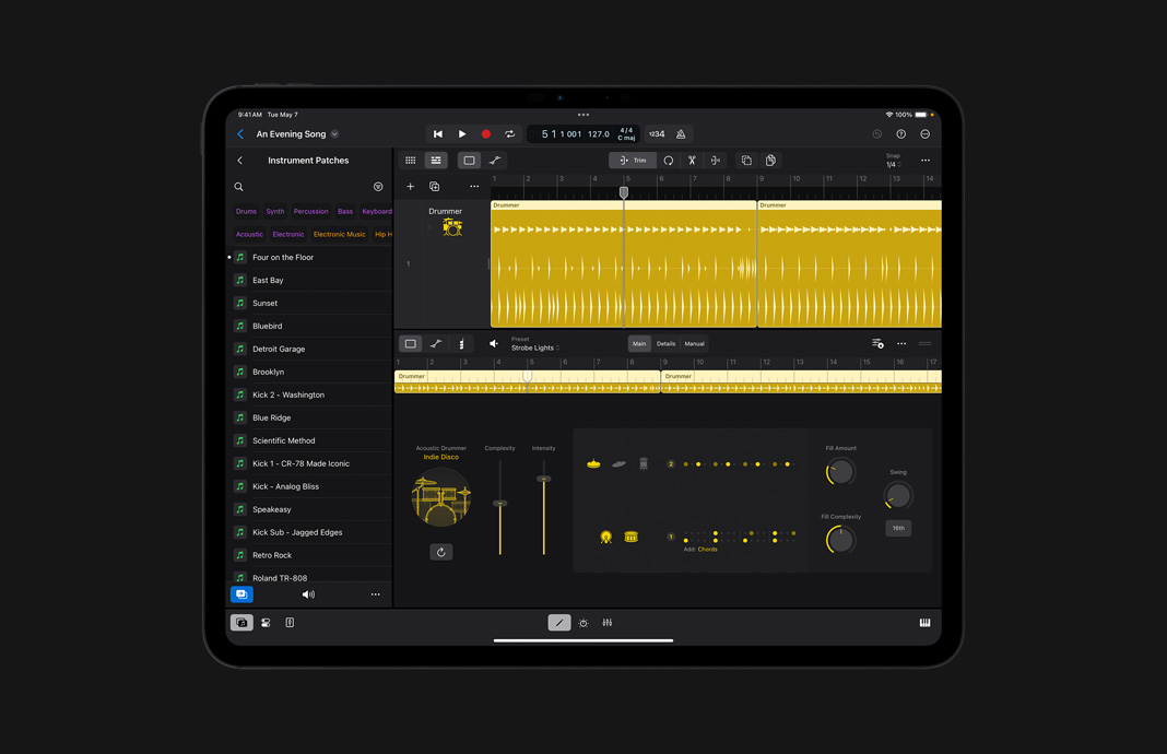 Création de grooves de batterie dans Logic Pro pour iPad sur iPad Pro.