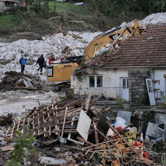 Pokrenulo se novo klizište u Jablanici