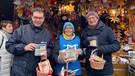 Bayern 1-Moderator Jürgen Lassauer, BR Korrespondentin aus Hof Annerose Zuber und Kabarettist Volker Heißmann (v.l.n.r.) | Bild: BR / Vera Held