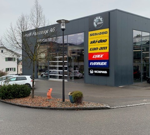 Aussenansicht Showroom von Friedli Fahrzeuge AG