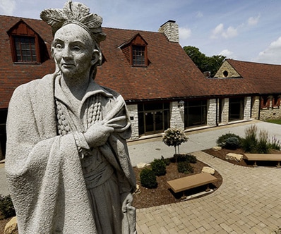 Statue of Black Hawk at the Black Hawk Historic site in Rock Island, IL