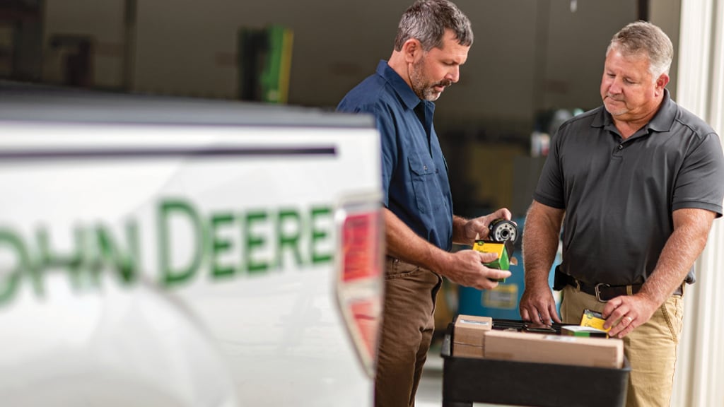 John&nbsp;Deere dealers discussing