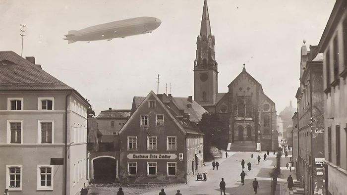 Neues Buch: Vor 96 Jahren: Ein  Zeppelin über Selb