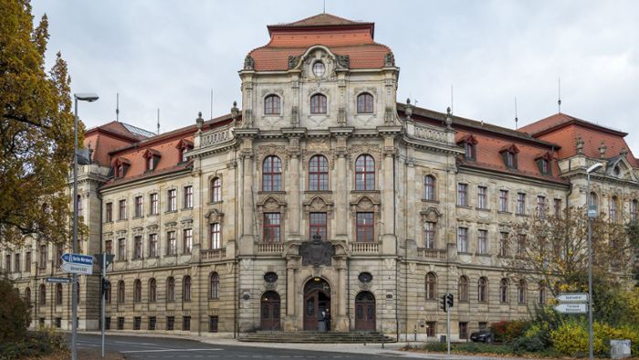 Schlimme Bilder vom Tatort im Gerichtssaal