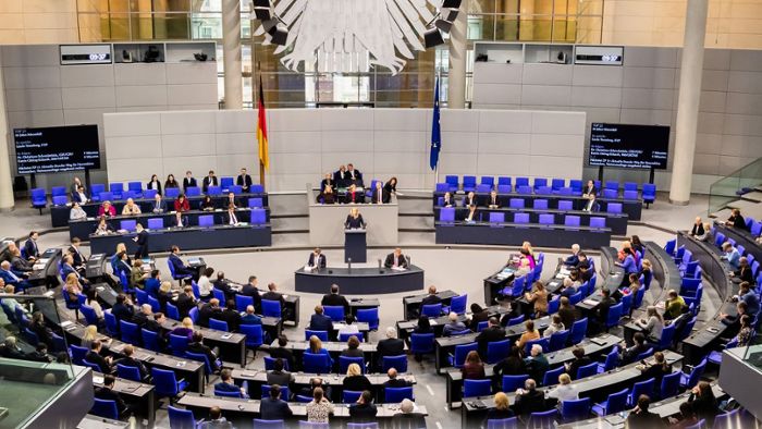 Politische Stimmung in Bayern: Umfrage sieht CSU bei Bundestagswahl bei 43 Prozent