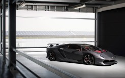 Lamborghini Sesto Elemento Concept 2