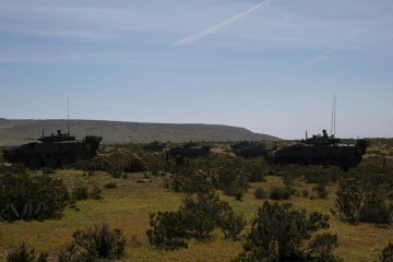 Carros LAV III de la Brigada Anfibia Expedicionaria de la Armada de Chile en Puerto Aldea Firma Lance Cpl Payton Goodrich USMC