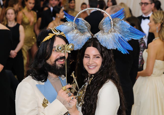 entertainers,celebrity,dress,usa,hollywood,entertainment,celebrities,met gala,2018 metropolitan museum of art,ball,beautiful,metropolitan museum of art,red carpet,celebrity event,met gala 2018,met ball,event,celebs,lana del rey,models,art,famous,metropolitan,star,stars,met museum,new york,people,benefit,actresses,actors,costume institute gala,traditional,costume institute benefit gala,museum,culture,fame,fashion dress formal wear adult female person woman evening dress fashion tie bride