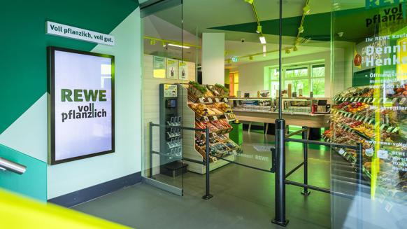 Das Experiment: Der komplett vegane Supermarkt von Rewe in Berlin kann sich auch optisch sehen lassen. 