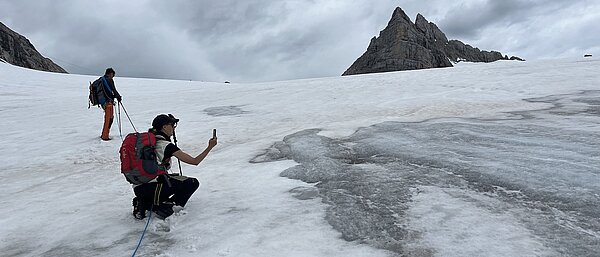 Signal from the Dachstein