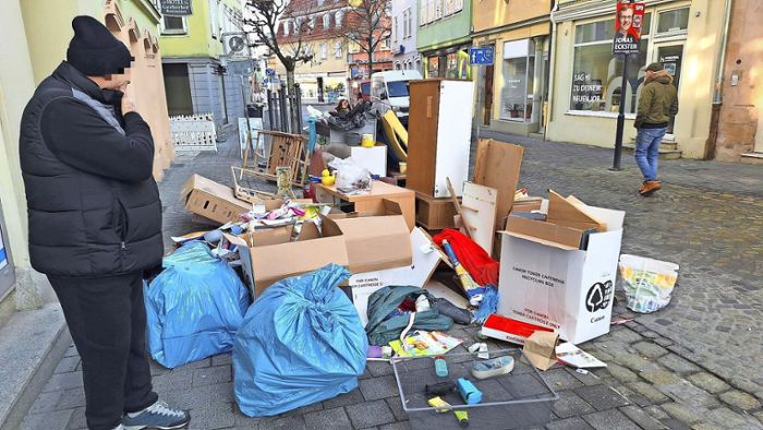 Coburger Innenstadt: Riesiger Müllhaufen im Steinweg