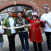 l - r: Maisie Cooke, Ryan Humphrey, Witney mayor Owen Collins, town crier Jean Postlethwaite-Dixon and Jon Mitchell