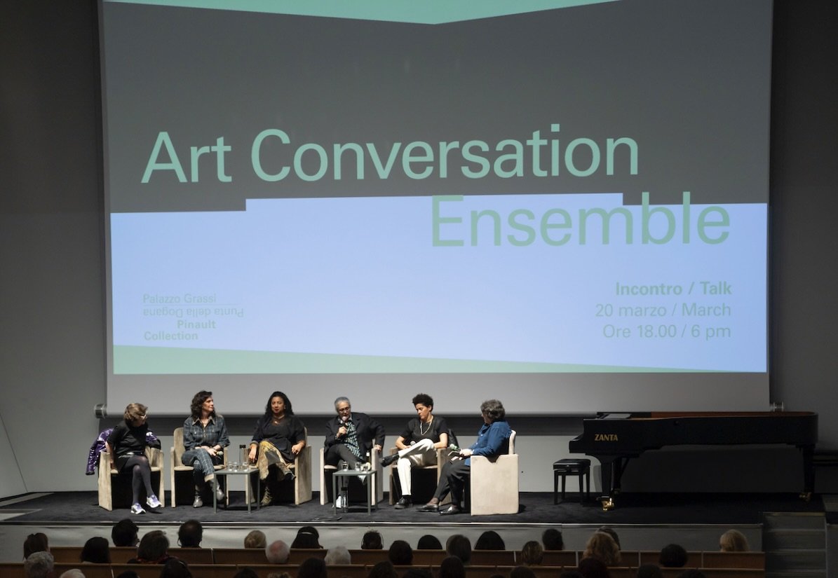 Art Conversation con Julie Mehretu