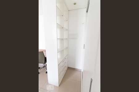 Quarto - armários de kitnet/studio para alugar com 1 quarto, 38m² em Vila Augusta, Guarulhos