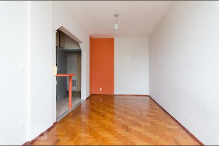 Sala de kitnet/studio à venda com 1 quarto, 38m² em Centro, Campinas