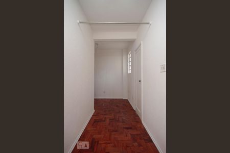 Corredor de kitnet/studio à venda com 1 quarto, 39m² em Centro, São Paulo