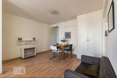 Sala de kitnet/studio à venda com 1 quarto, 40m² em Centro, Campinas