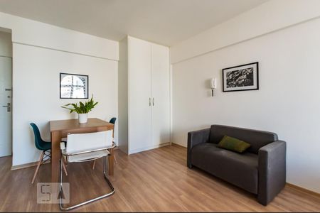 Sala de kitnet/studio à venda com 1 quarto, 40m² em Centro, Campinas