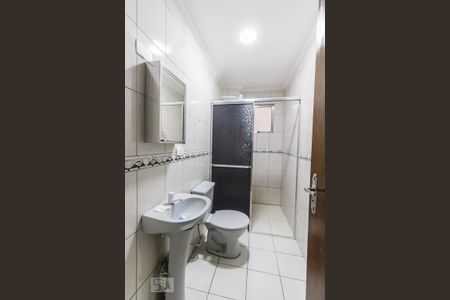 Banheiro da suíte de apartamento à venda com 2 quartos, 72m² em Jardim São Ricardo, Guarulhos