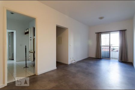 Sala de apartamento à venda com 2 quartos, 66m² em Vila Itapura, Campinas