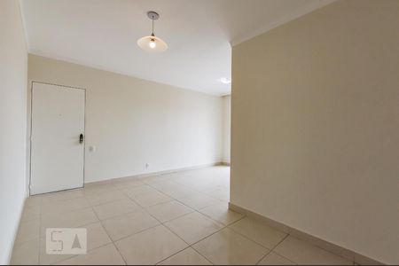 Sala de apartamento para alugar com 3 quartos, 79m² em Jardim Miranda, Campinas