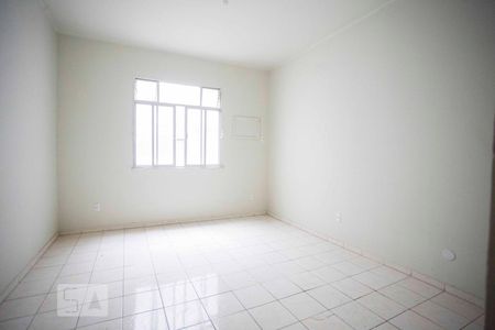 Sala/Quarto de kitnet/studio à venda com 1 quarto, 30m² em Centro, Niterói