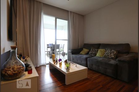 Sala de apartamento à venda com 3 quartos, 85m² em Jardim Tupanci, Barueri