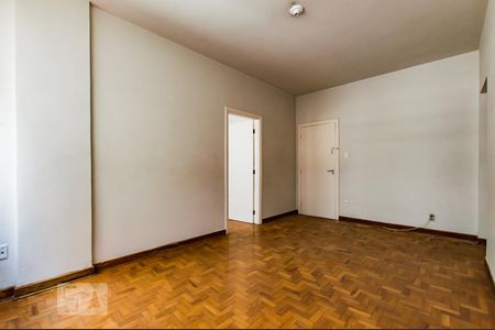 Sala de apartamento para alugar com 1 quarto, 50m² em Centro, Campinas