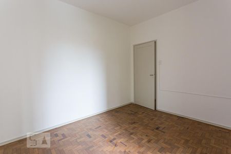 Quarto 1 de apartamento para alugar com 2 quartos, 70m² em Petrópolis, Porto Alegre