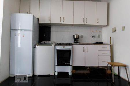 Kitnet/Studio à venda com 1 quarto, 30m² em Centro Histórico, Porto Alegre