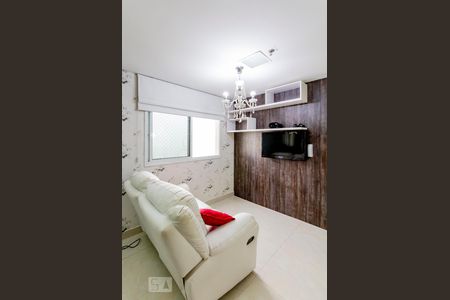 Sala de apartamento para alugar com 1 quarto, 39m² em Jardim Goiás, Goiânia