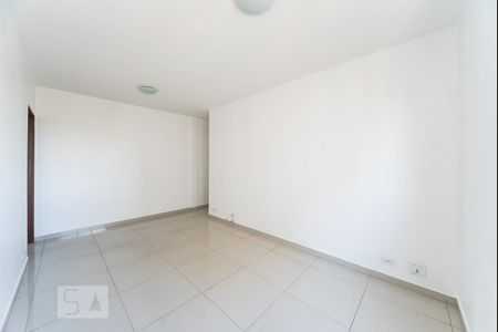 Sala de apartamento para alugar com 2 quartos, 70m² em Baeta Neves, São Bernardo do Campo