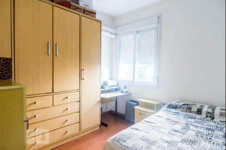 Quarto 1 de apartamento para alugar com 2 quartos, 80m² em Petrópolis, Porto Alegre