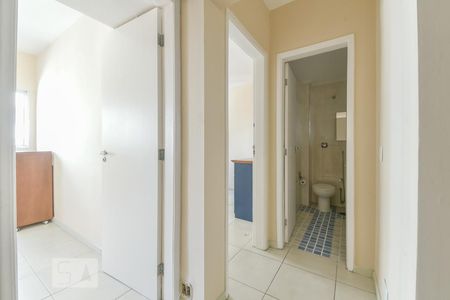 Corredor de apartamento para alugar com 2 quartos, 50m² em Bela Vista, São Paulo